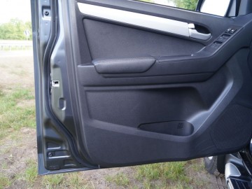 Isuzu D-MAX II 1.9 DDI 163KM 4x4 &ndash; Twardy gość&hellip;